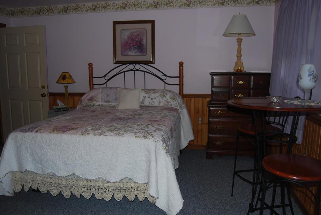 Berry Patch Bnb Lebanon Exterior photo